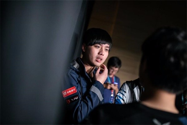 《英雄联盟》2018全明星赛参赛选手名单，LPL独占四席