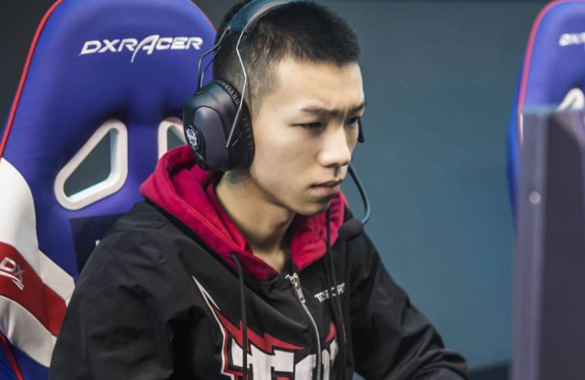 笑恨平生到不存欢愉 Xx苦甜交杂一年