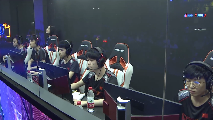 指定总冠军陷入迷途 Team CC能否晋级四强？