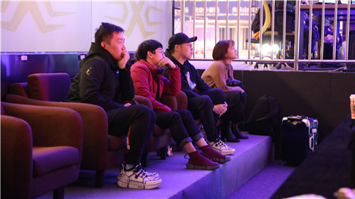 LPL赛场惊现奥运冠军 Snake逆风翻盘收获首次李宁德比胜利