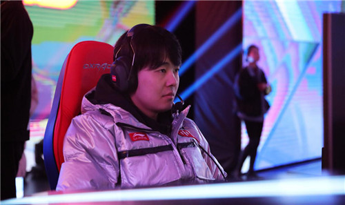 LPL赛场惊现奥运冠军 Snake逆风翻盘收获首次李宁德比胜利