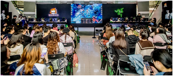 这就是电竞！雷蛇携手SN战队空降上海燃爆现场