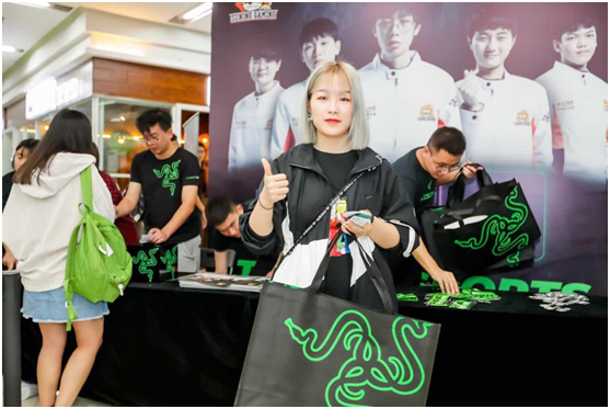 这就是电竞！雷蛇携手SN战队空降上海燃爆现场