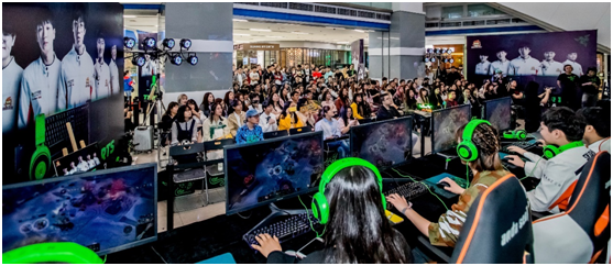 这就是电竞！雷蛇携手SN战队空降上海燃爆现场