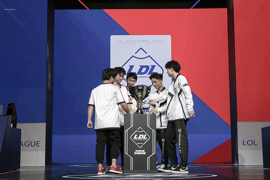 2019LDL英雄联盟发展联赛春季赛总冠军诞生 新王YM登基