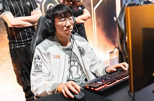 iG爆冷出局！1-3不敌液体战队止步于四强