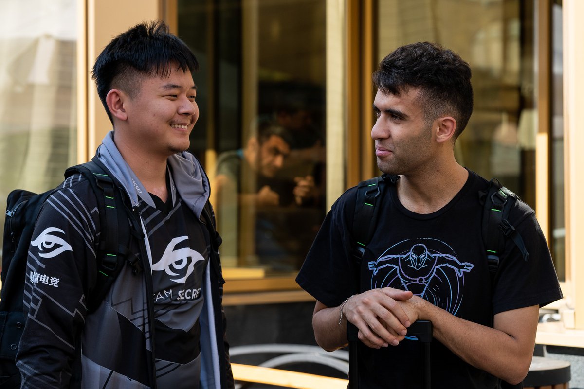 《DOTA2》震中杯明日开战 国外选手现场照片一览