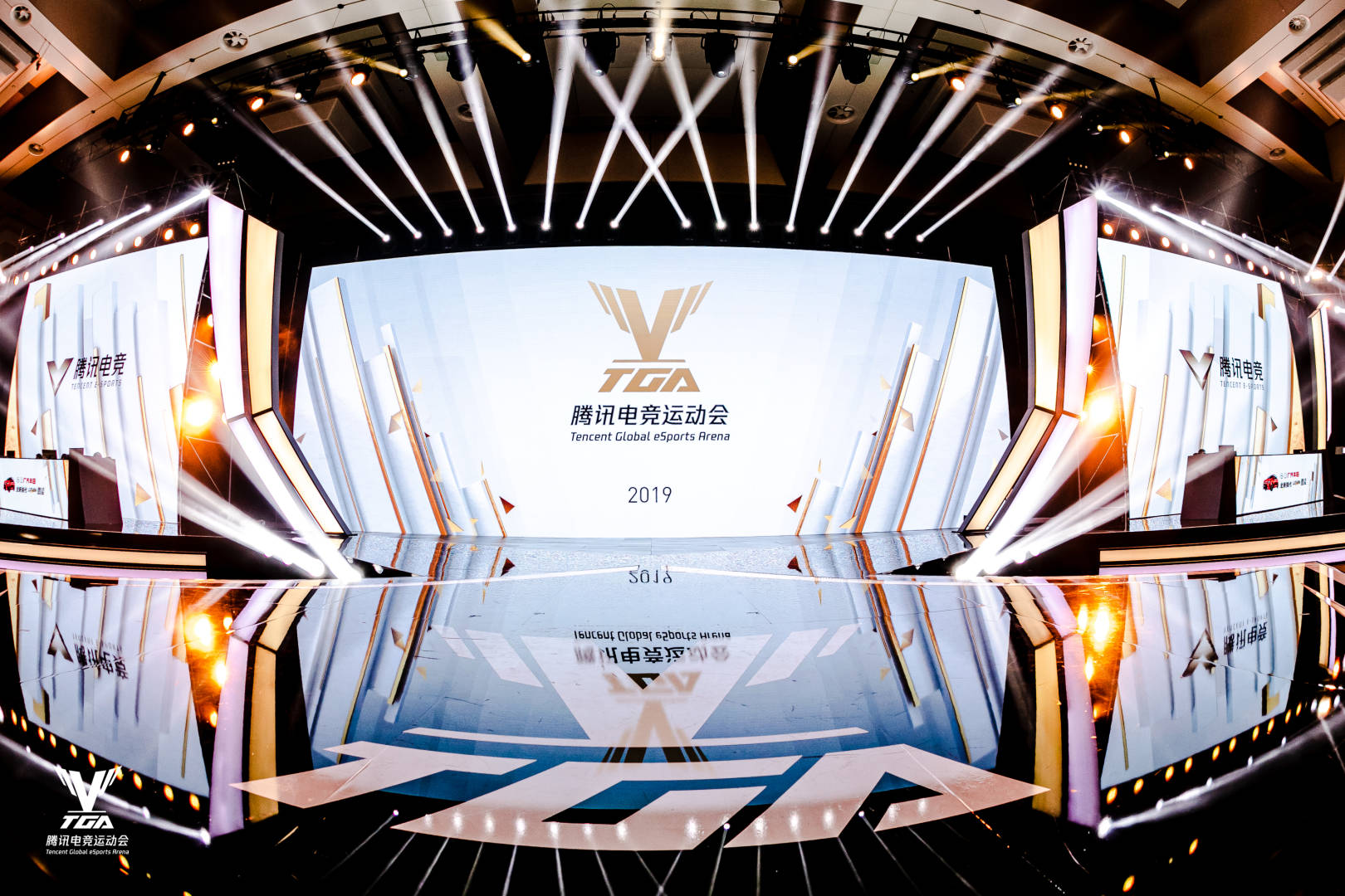 TGA夏季总决赛开幕 传统体育项目运动员跨界出场