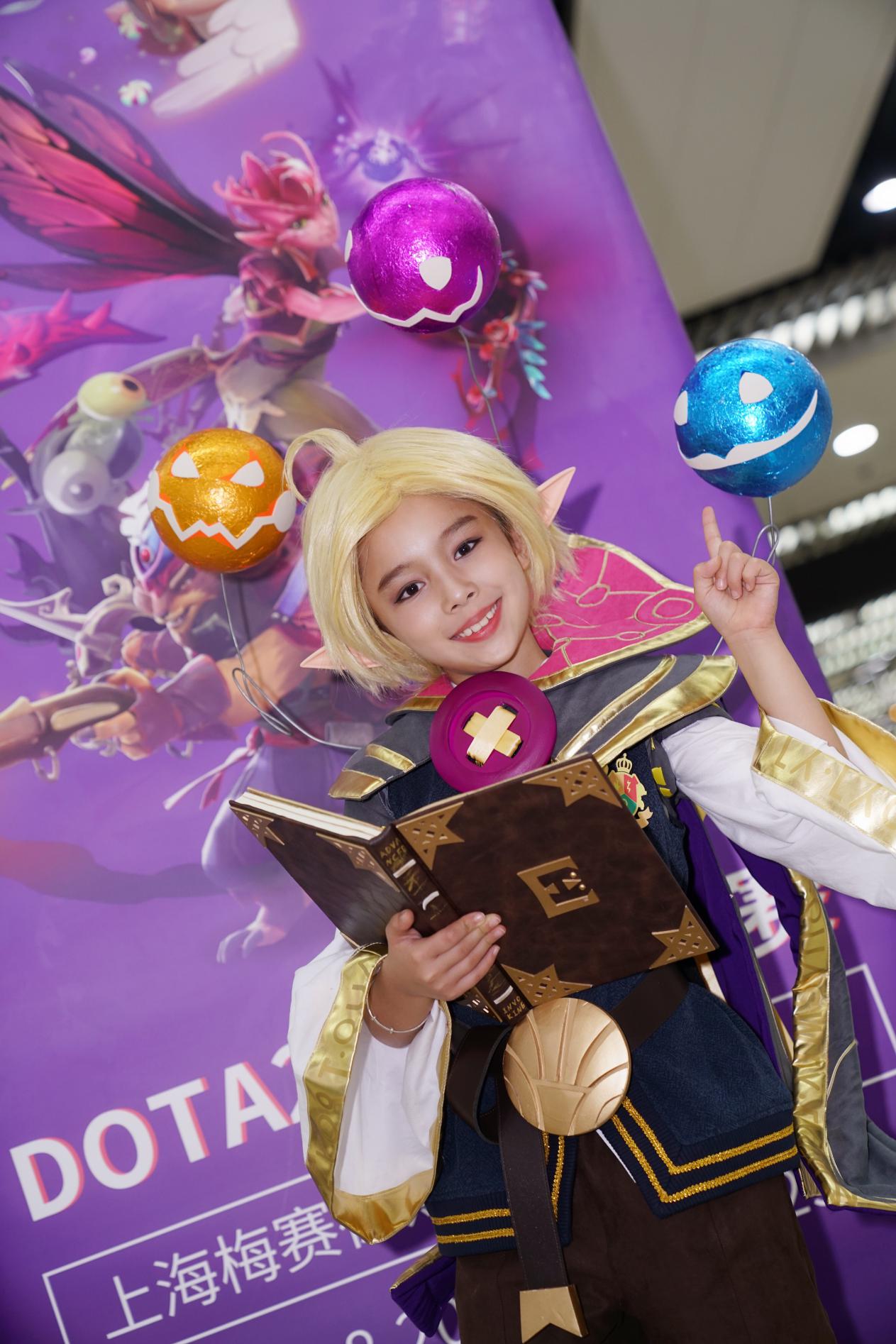 上海地铁世纪大道站化为DOTA2世界  TI9正向前方驶来