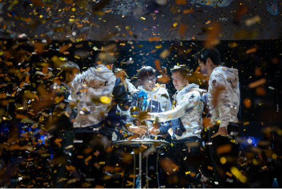 巨神峰在召唤- AGA 2019电竞狂欢盛宴震撼开启