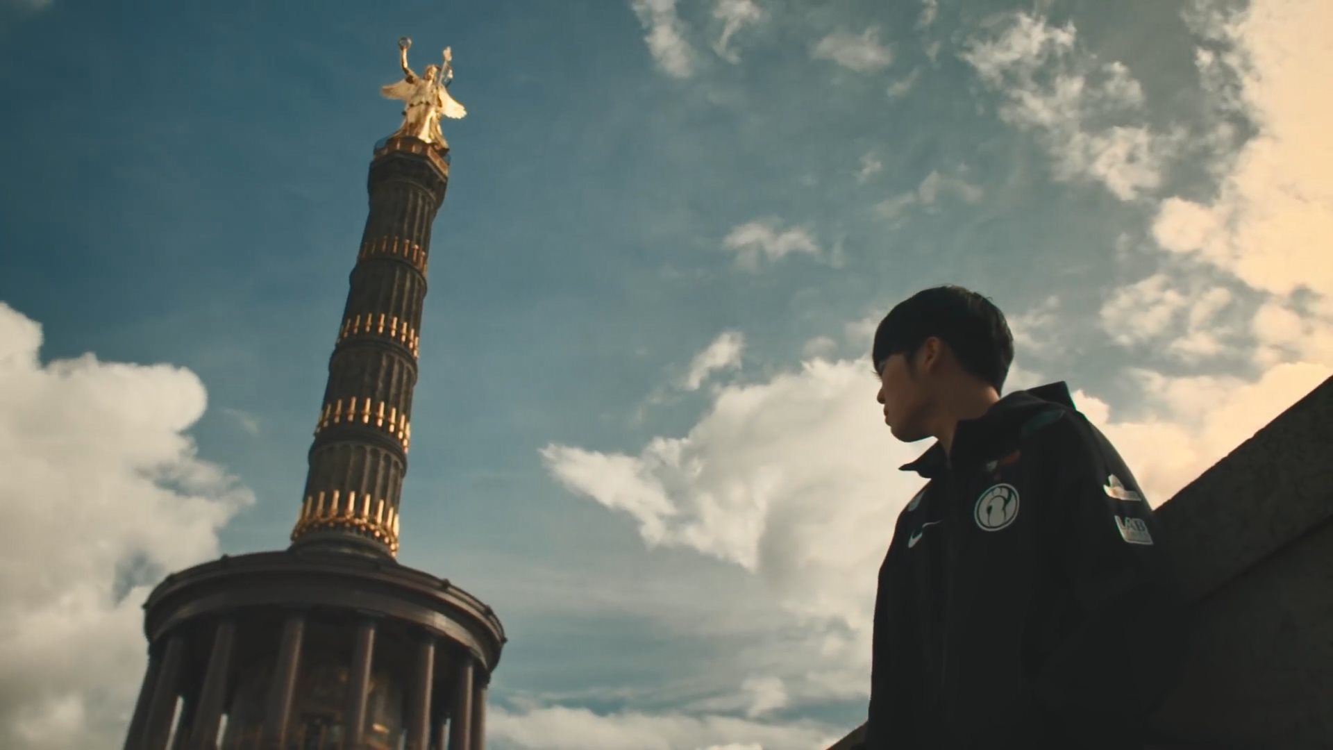 《英雄联盟》S9小组赛宣传片 iG.Rookie：除冠军外别无他想