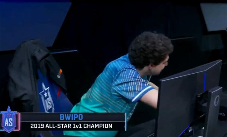 《LOL》全明星单挑赛决出胜负 Bwipo打败Uzi成单挑王