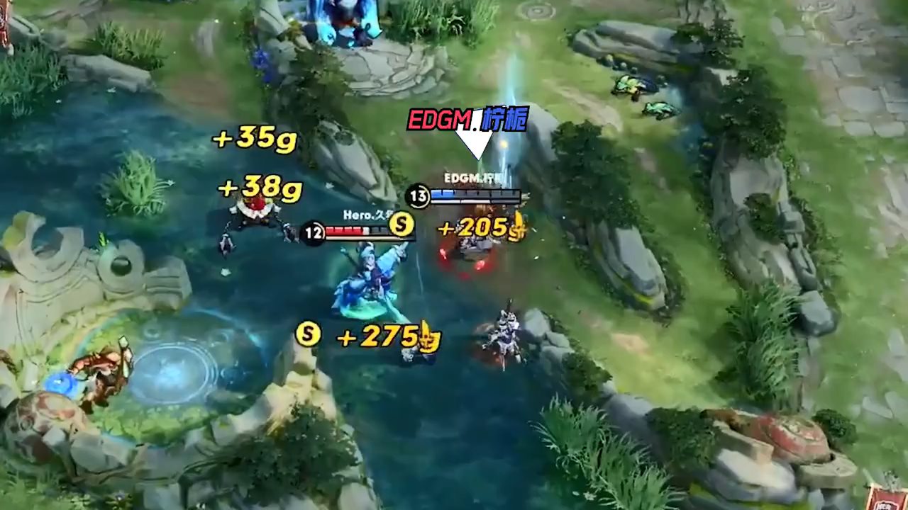 《王者荣耀》热门英雄展示 选手们的宠儿——曜