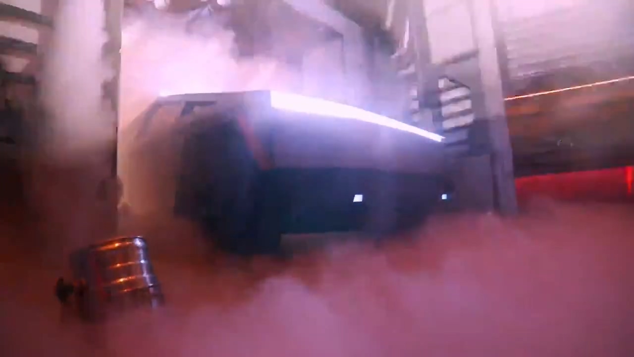 效果拉满！《DOTA2》WePlay癫狂之月战队乘赛博皮卡出场