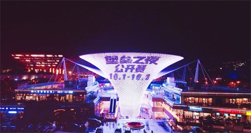 《堡垒之夜》斯坦·李公开赛决赛名单公布，10月1日上海见！