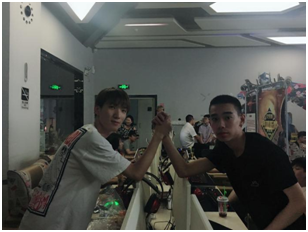 京东杯S2城市赛持续酣战 中秋节里的热血电竞