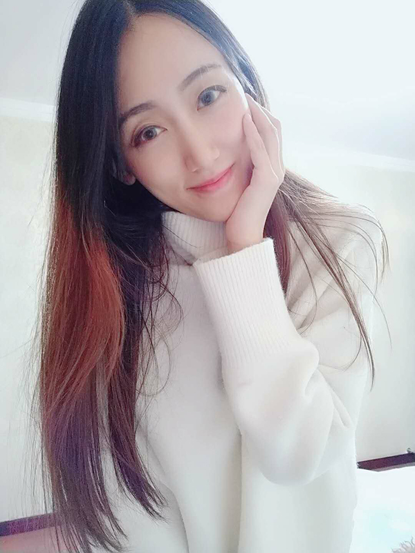 YY美女贴心陪玩《神魔大陆2》线上嘉年华即将开启