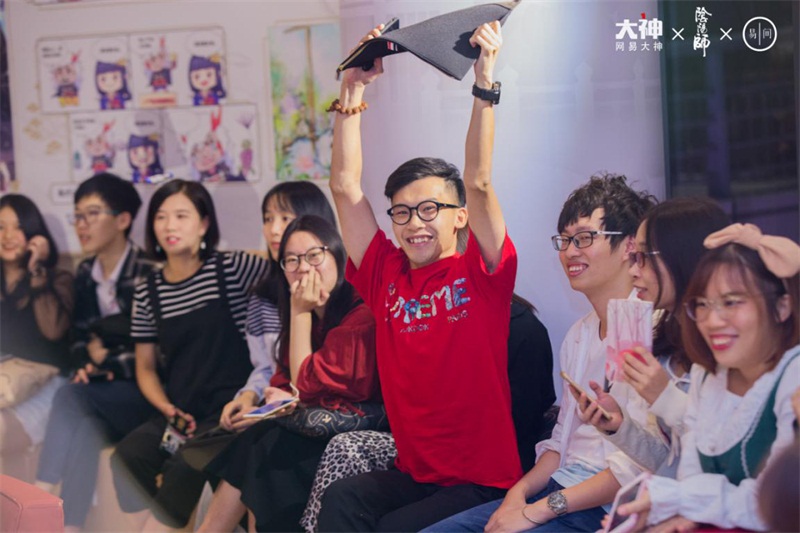 《阴阳师》制作人在网易大神爆料衍生新作？ 网友：是心动的感觉！