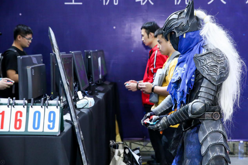 UU加速器线下发布首个游戏硬件——UU加速盒先锋版