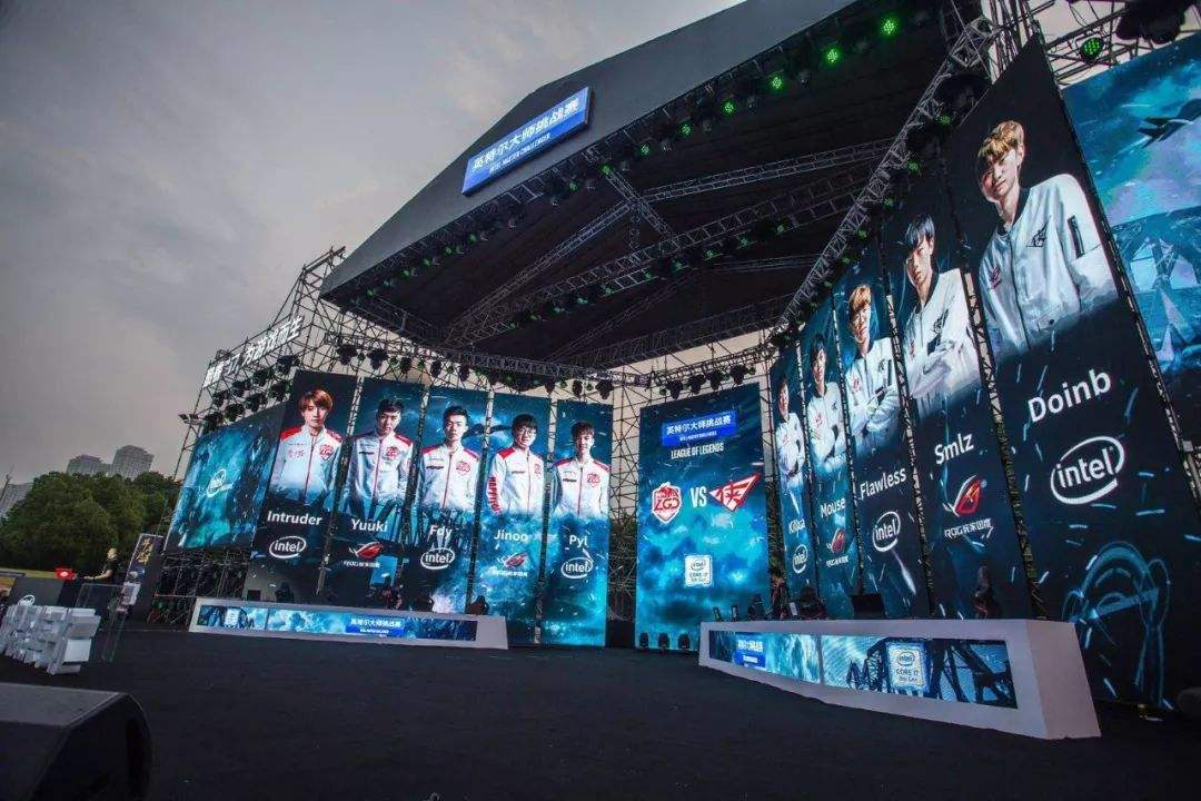 斗鱼直播加持自制赛事实现全民电竞的先驱者