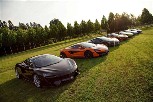 《火箭联盟》携手迈凯伦“竞速追影”，幸运玩家超奢试驾完美落幕