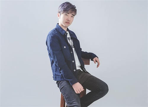 CC直播年度盛典：晚秋携天赐夺双冠，重登巅峰