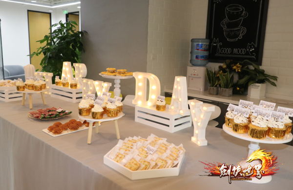 倍儿正！十周年见面会成都暖心落幕 《剑侠世界》新服今晚温情开启