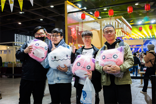 “女神的任务”火爆广州漫展，2019与《冒险岛》再次相约！