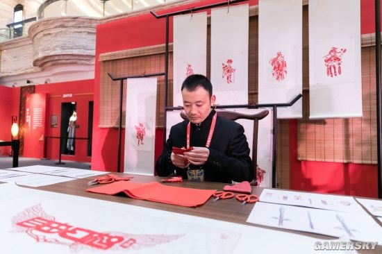 成都茶馆里摆龙门阵的人，最近都在聊这个文创节