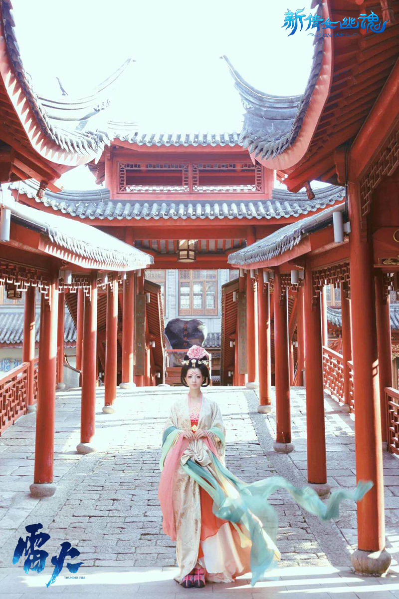 实力还原游戏角色 新倩女幽魂玩家呈现绝美COSPLAY秀