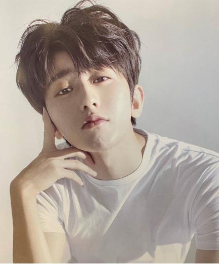 网易电竞NeXT春季赛成宝藏赛事?Coser界蔡徐坤惊艳亮相