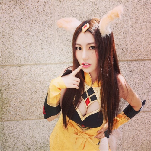 网易CC主播丸子宝宝专访：巾帼不让须眉，力克群雄夺梦幻X9联赛