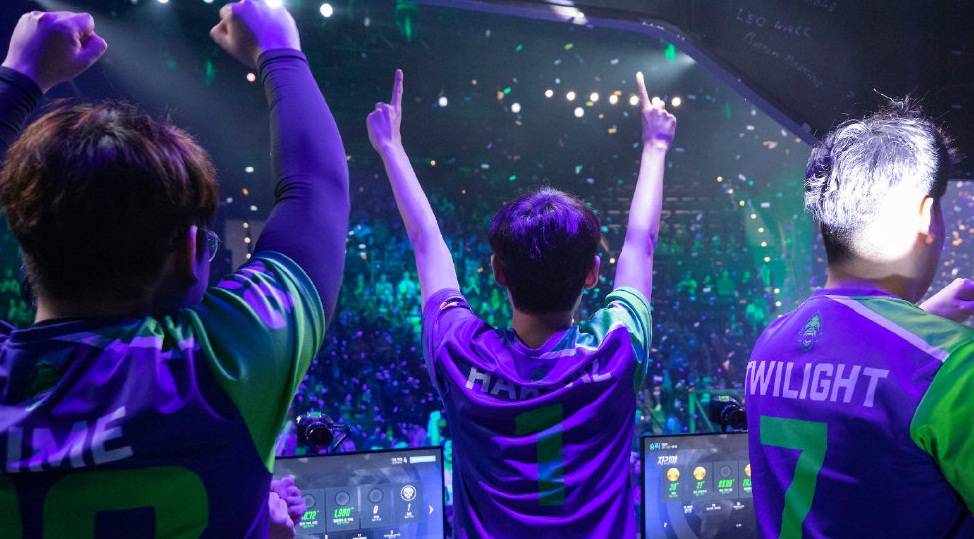 OWL第二周赛况激烈 龙之队正面对决成都队