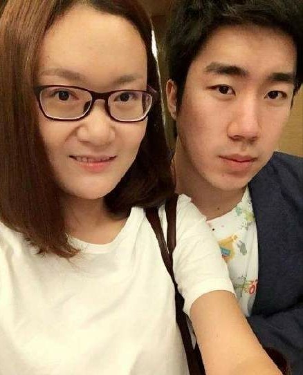 虎牙一哥“骚男”宣布离婚 微博自曝净身出户