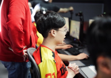 上海龙之队队员巡礼：Dding再遇上海滩，扶摇直上九万里