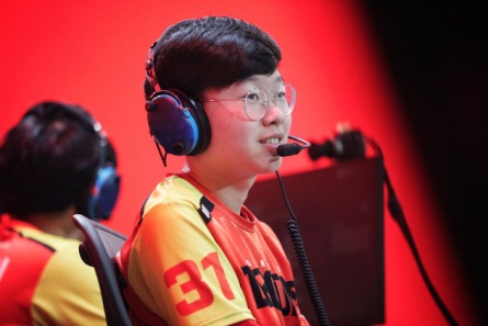 上海龙之队队员巡礼：Dding再遇上海滩，扶摇直上九万里