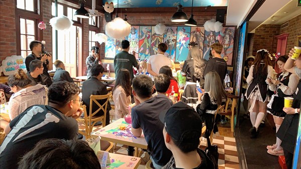 彩虹岛联动萌果酱咖啡厅，线下游园会福利回馈