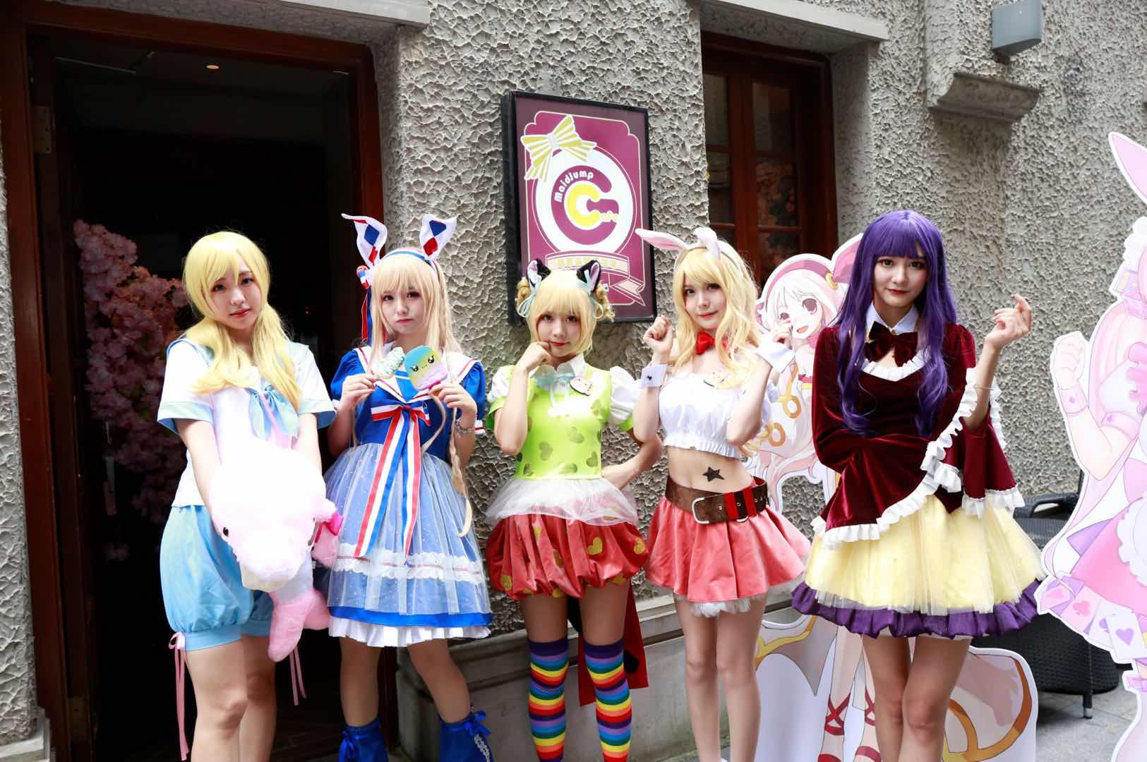 彩虹岛联动萌果酱咖啡厅，线下游园会福利回馈