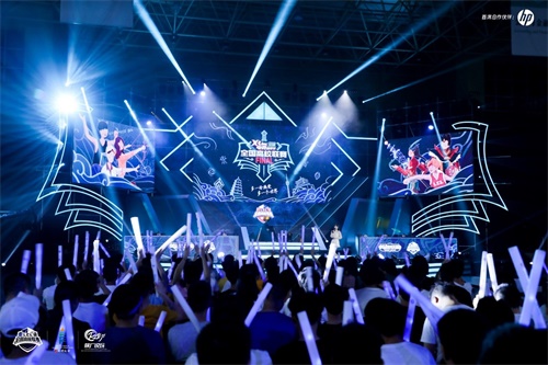 《英雄联盟》高校联赛故事：三个人的平行交叉人生