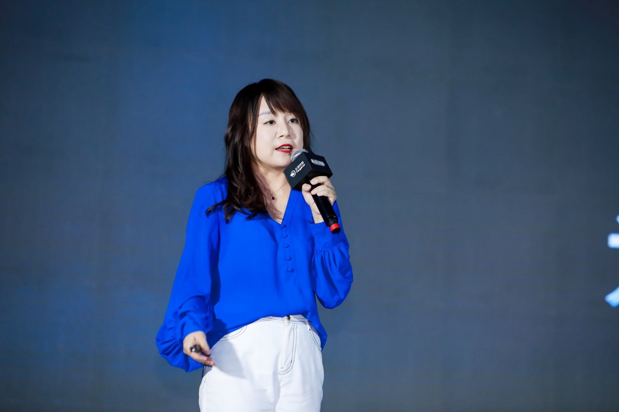 优质内容助力VR突围 网易影核CEO曹安洁出席全球VR电竞生态大会