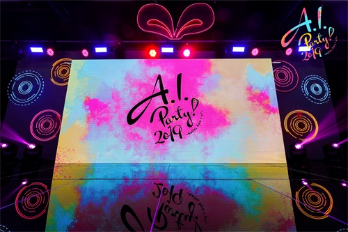 中国版绊爱首秀，探索虚拟偶像运营新形态