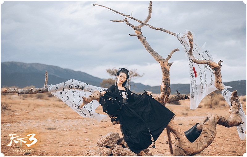 为你写诗，为你静止!《天下3》锦绣华服爱尚天下第二期正在进行中!