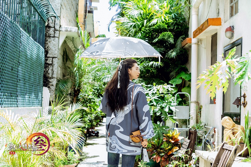 三次元也能穿 《剑网3》鹤影天青飘逸国风服装来袭