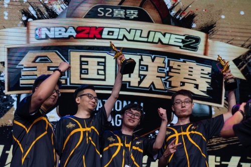 NBA2KOL2路人王模式首曝 虚实结合打造篮球嘉年华新体验