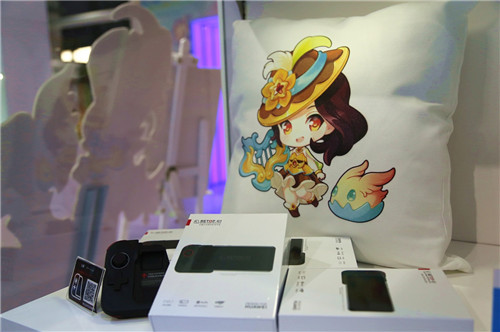 盛趣游戏2019ChinaJoy首日引爆玩家热潮 周边福利“趣”放送