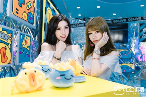 2019china joy网易CC直播展台潮玩直击，给青春加buff