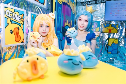 2019china joy网易CC直播展台潮玩直击，给青春加buff
