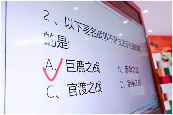 玩游戏学知识拿福利一举三得 ，无数学霸涌入网易ChinaJoy展台