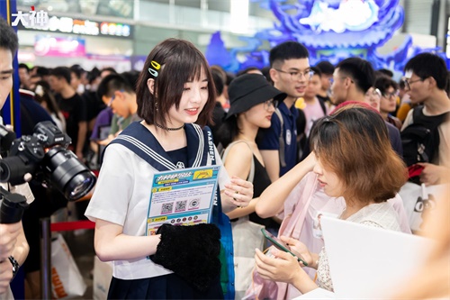 花式BUFF 点燃全场！网易大神亮相2019ChinaJoy为玩家充能