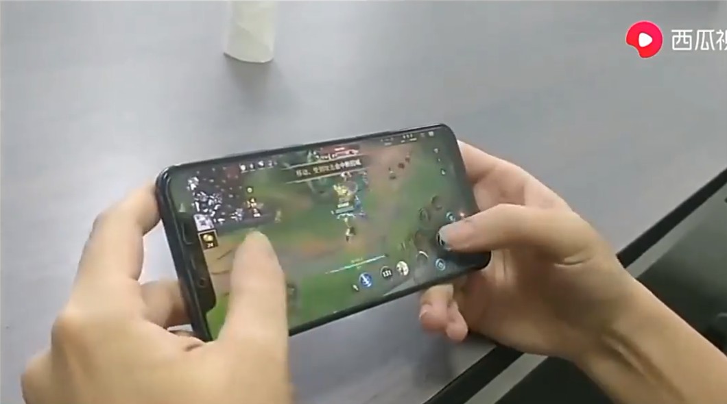 《英雄联盟》手游玩着真爽！神级操作太强大了